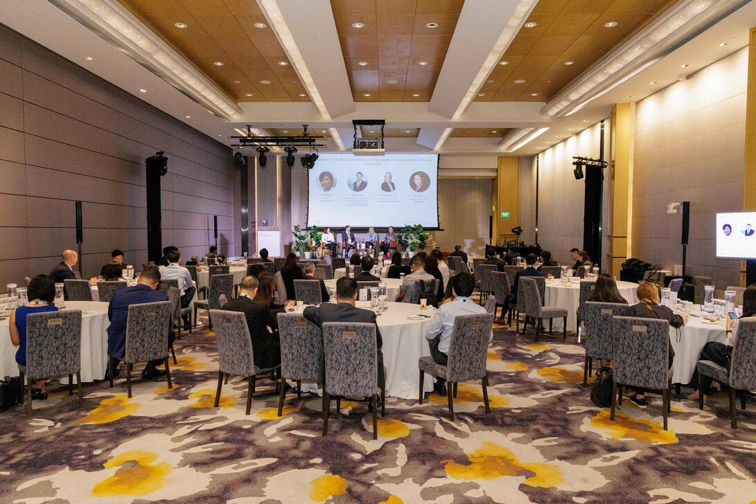 Pension Bridge Alternatives APAC (Singapore 2025) Role: Event Photographer (via WITHpics) Overview: Financial summit coverage.